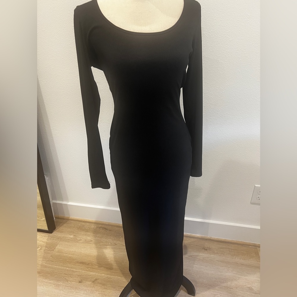 Black Ribbed Maxi Dress - Size Large - Picture 5 of 5